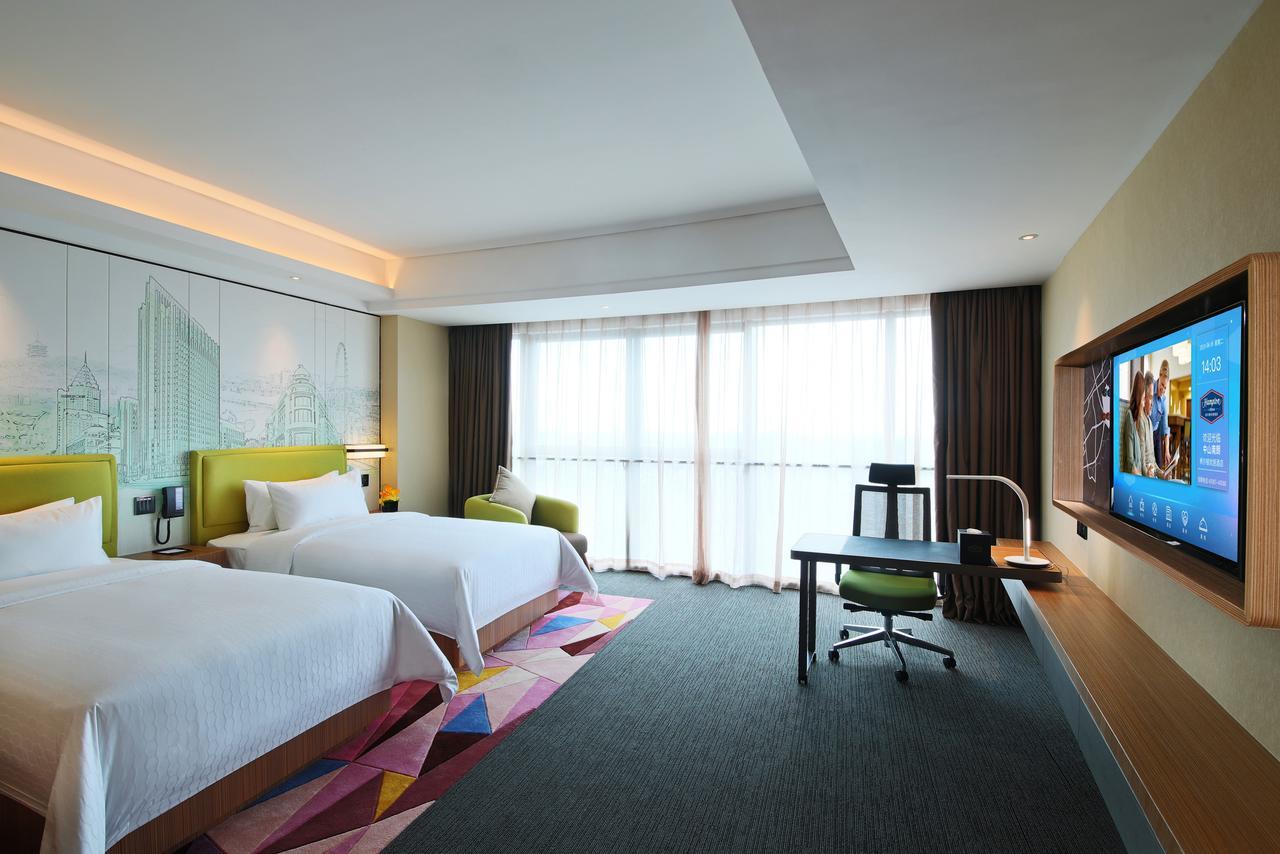 Hampton By Hilton Zhongshan Nanlang Exterior photo